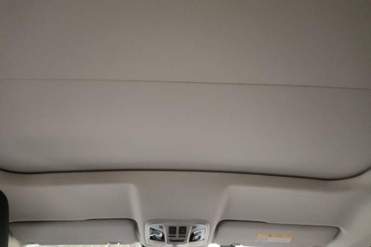 Used Wey VV5 2017 2.0T Ultra-Luxury Version Headliner