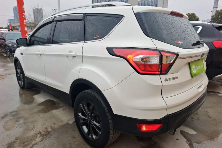 Used Ford Kuga 2019 EcoBoost 180 Two-Wheel-Drive Platinum Edition China VI Standard