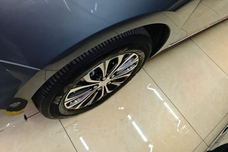 Used Buick GL8 2022 Land Executive Class 652T Prestige Model
