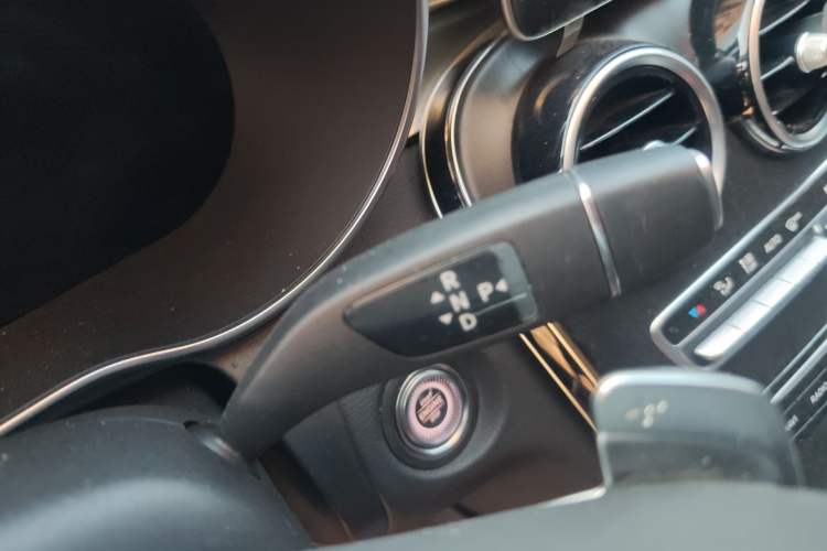 Used Mercedes-Benz C-Class 2020 Restyled C 200 L Fashion Edition Sport Version
