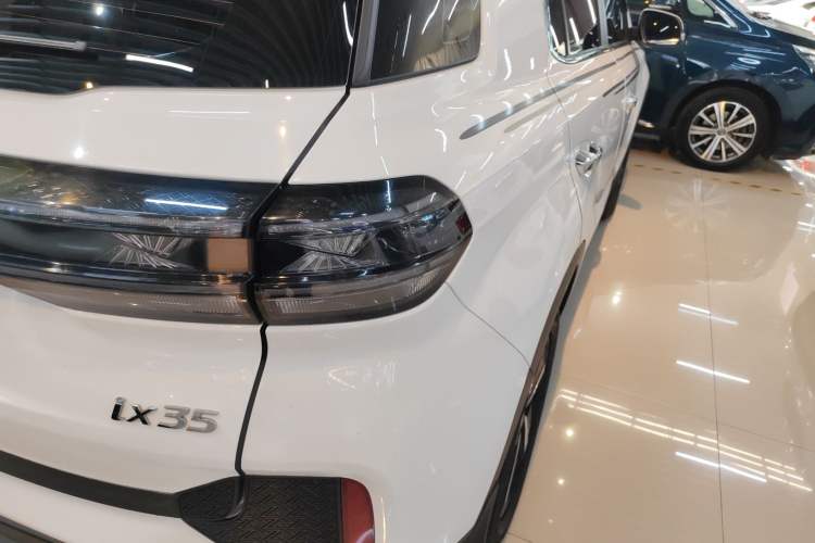 Used Hyundai ix35 2021 2.0L Automatic 2WD GLS Leading Edition Right Rear Taillight