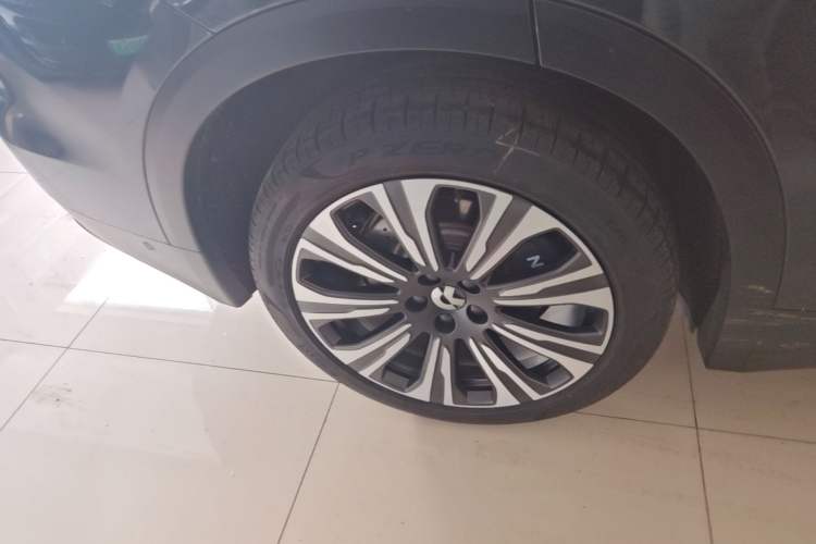 Used Nio ES8 2023 75 kWh Executive Edition Exterior 5