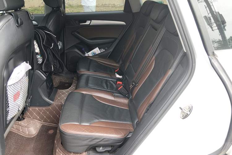 Used Audi Q5 2017 40 TFSI Technology Edition Left Rear Seat