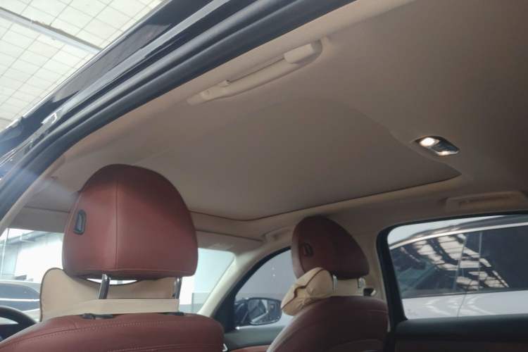 Used BMW i3 2024 eDrive 35 L Headliner