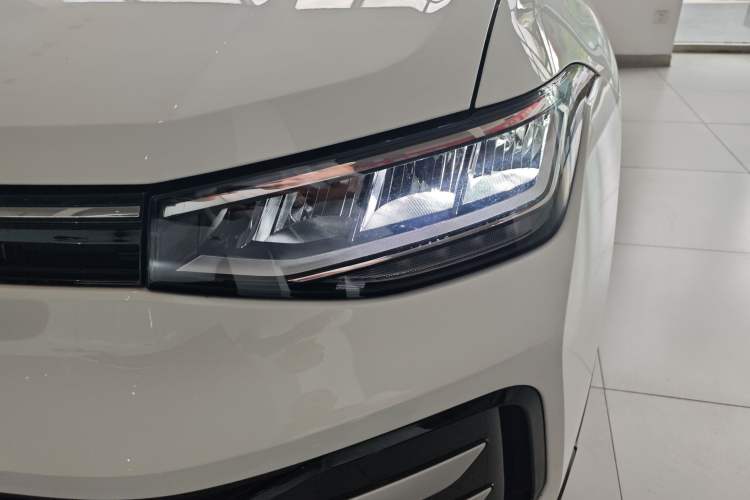 Used Volkswagen Tharu 2025 New Sharp 1.5L Sharp Edition Left Front Headlight