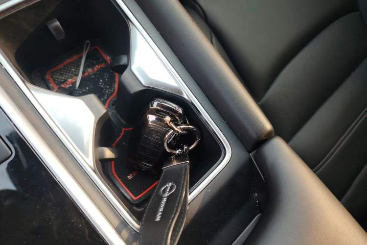 Used Nissan Pathfinder 2024 380 VC-TURBO Two-Wheel Drive Smart Edition 6 Seats
