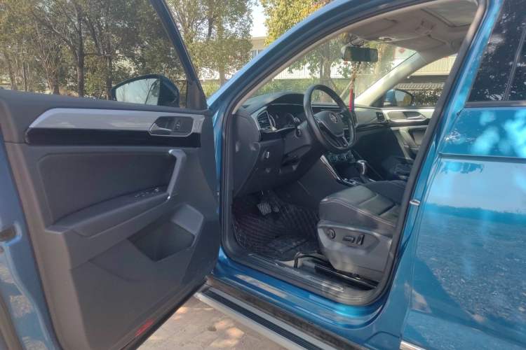 Used Volkswagen Tayron 2019 330TSI Two-Wheel Drive Luxury Model China VI Standard