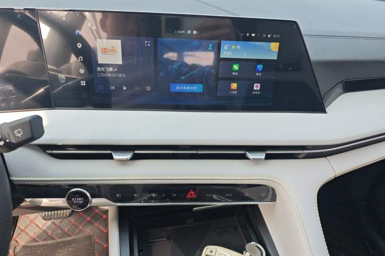 Used Changan CS75 PLUS 2023 3rd Generation 1.5T Automatic Prestige Model
