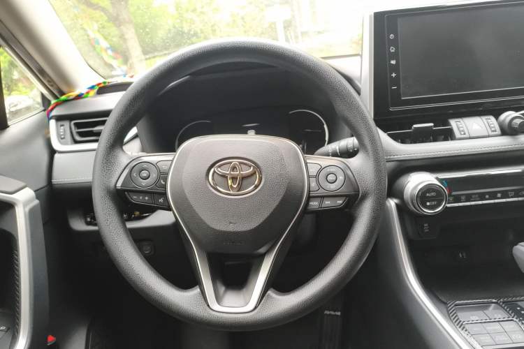 Used Toyota RAV4 2020 2.0L CVT 4x4 Trend Edition
