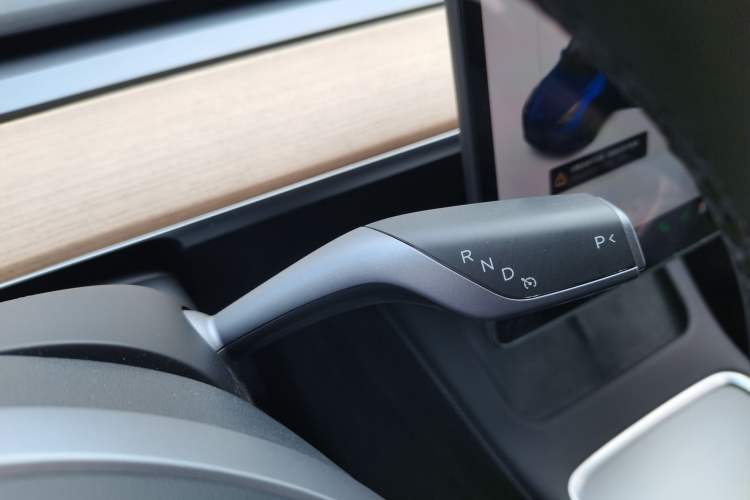 Used Tesla Model Y 2021 Long-Range All-Wheel-Drive Version
