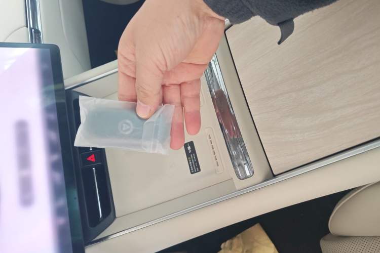 Used Hima Luxeed S7 2024 Pro Rear-Drive Long-Range Version Interior 1