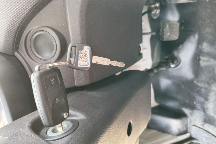 Used Foton Xiangling M New Energy 2023 M1 BYD Flatbed Cargo Box
