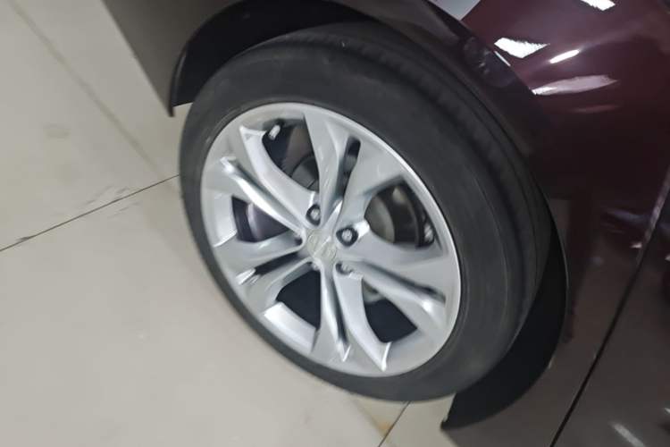 Used Buick LaCrosse 2019 28T Avenir
