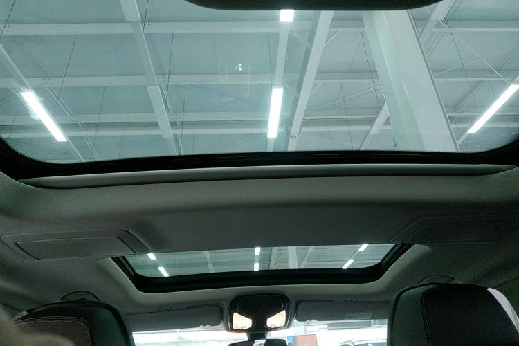 Used BMW 5 Series 2022 Second Facelift 530Li Luxury Edition Premium Package
