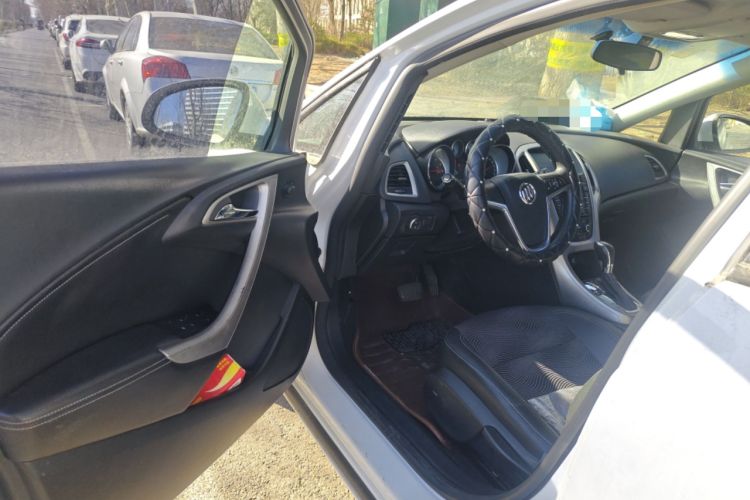 Used Buick GT 2014 XT 1.6L Automatic Fashion Edition
