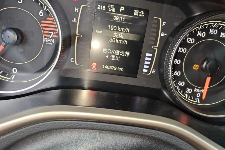 Used Jeep Cherokee 2016 2.4L Professional Edition
