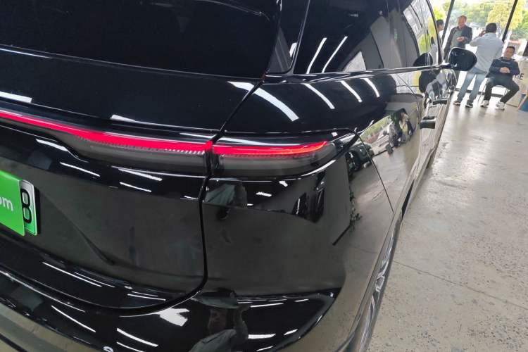 Used Nio ES6 2023 75 kWh Right Rear Taillight