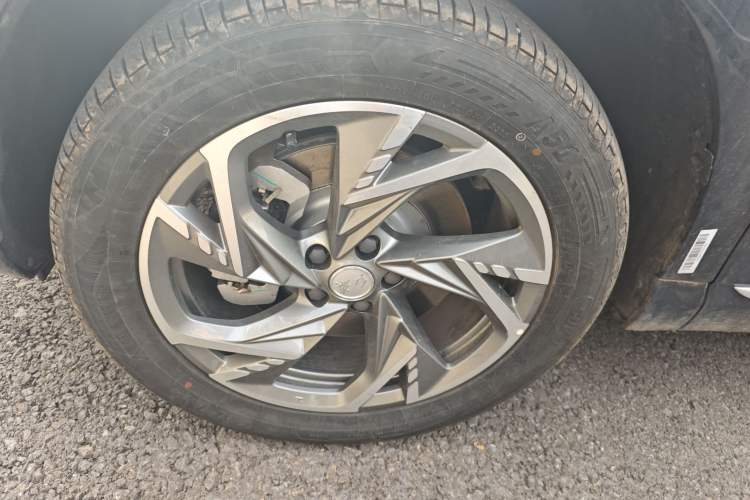 Used Hongqi HS3 PHEV 2025 Model 117km Jingwei Edition