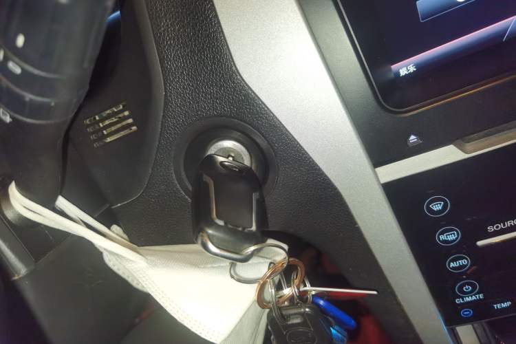 Used Ford Explorer 2013 3.5L Prestige Model
