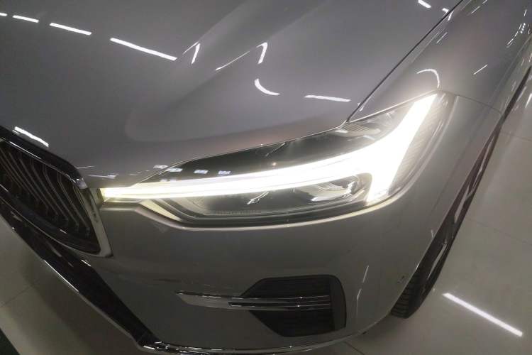 Used Volvo XC60 New Energy 2024 T8 Plug-in Hybrid Long-Range All-Wheel Drive Smart Luxury Edition