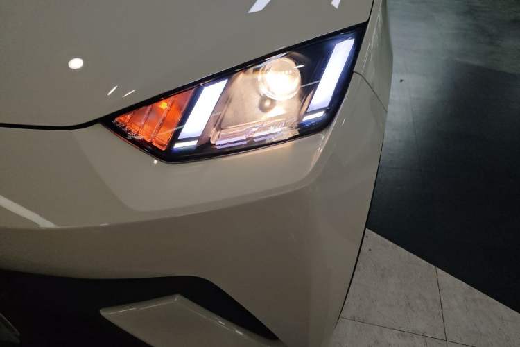 Used BYD Seagull 2024 Honor Edition 305km Dynamic Version Left Front Headlight