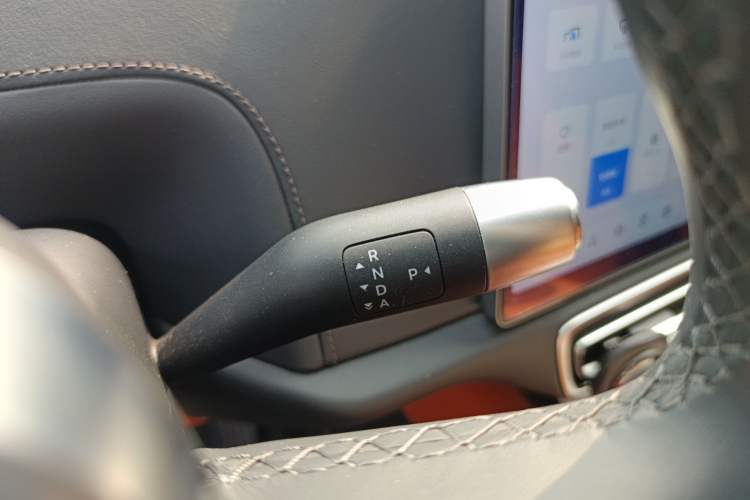 Used Li Auto L8 2023 Pro Model Gear Lever