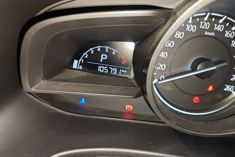 Used Mazda 3 Axela 2019 Cloud-Controlled Sedan 1.5L Automatic Luxury Model China VI Standard Odometer Close Up