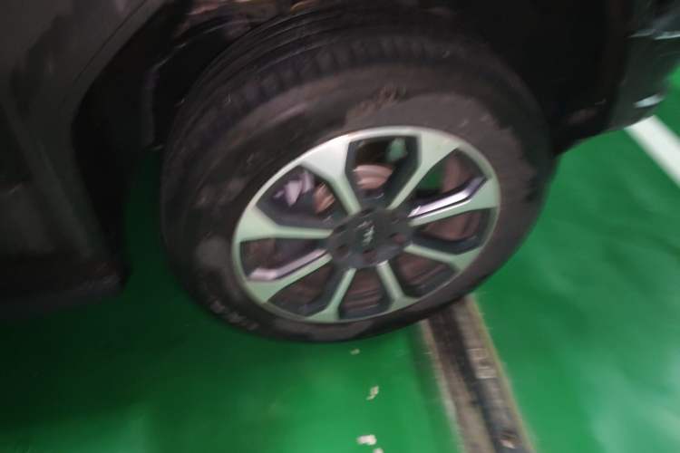 Used Formula Leopard 5 2023 Navigator Edition
