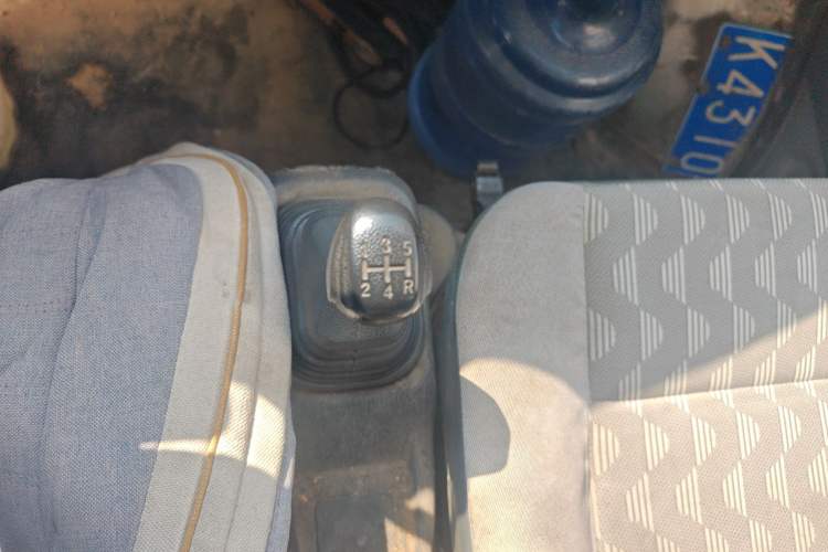 Used Dongfeng Xiaokang K07 2006 1.0L Base Version BG10-01 Gear Lever