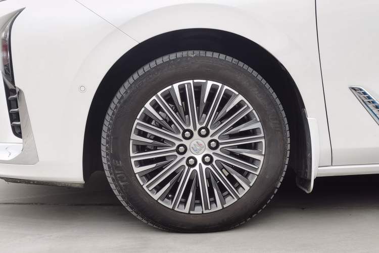 Used Buick GL8 New Energy 2024 Lu Zun Luxury Edition 7-Seater