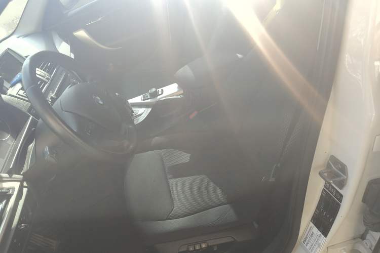 Used BMW 1 Series 2013 Facelifted 118i Leading Edition