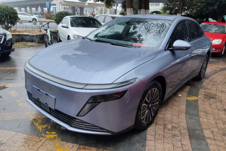 Used Nissan N6 2026 Model 180 Max