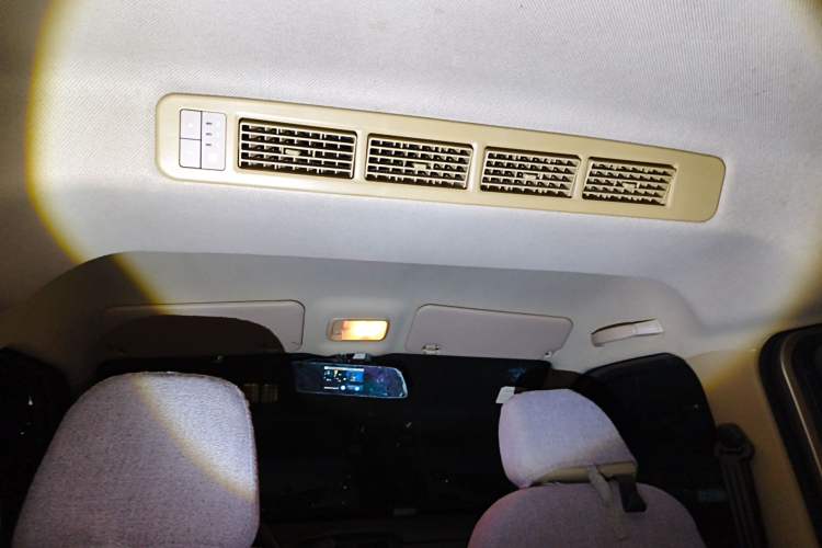 Used Wuling Rongguang 2014 1.5L S Base Version