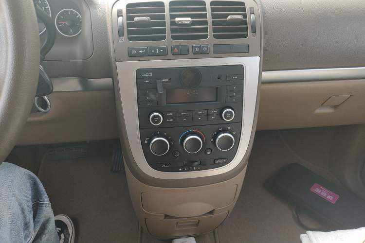 Used Buick GL8 2014 2.4L Comfort Edition