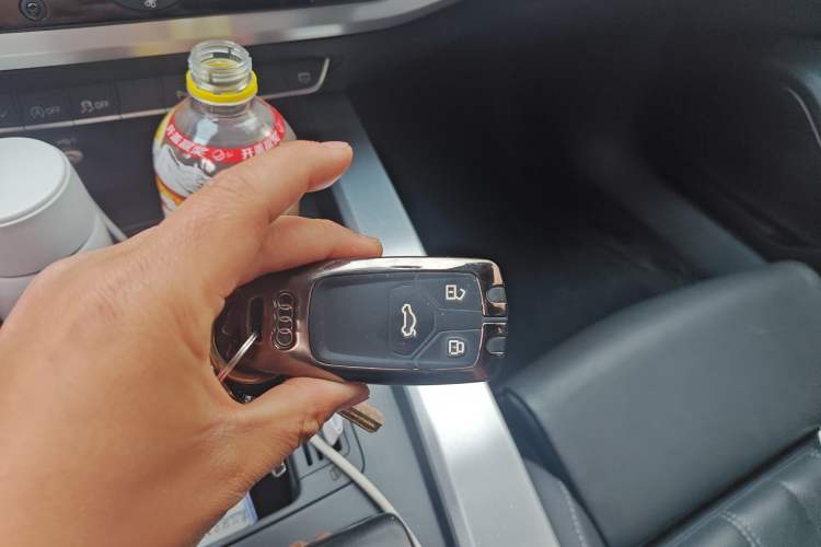 Used Audi A4L 2020 40 TFSI Fashion Dynamic Model
