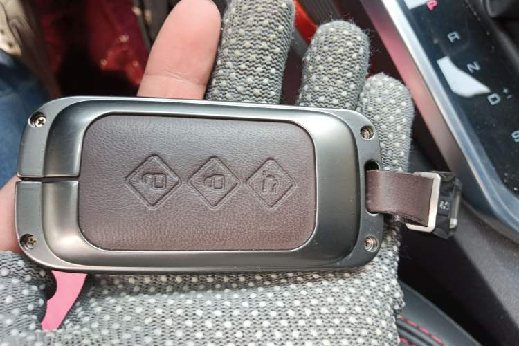 Used Wuling Alvez 2022 1.5T CVT Trendy & Cool Edition
