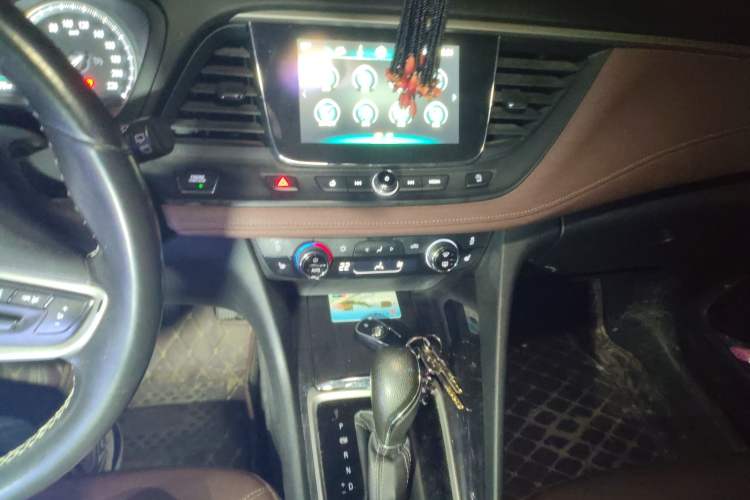 Used Buick GL6 2019 18T 6-Seater Connected Luxury Version China V Standard
