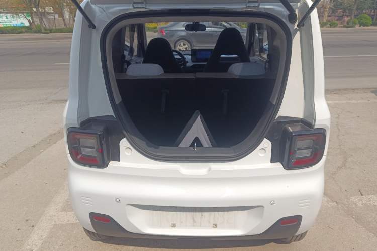 Used Geely Galaxy Panda 2024 Panda Mini 200km Endurance Bear
