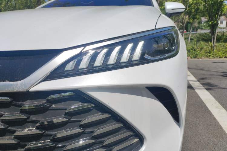 Used BYD Qin PLUS 2025 DM-i Smart Drive 55KM Leading Model