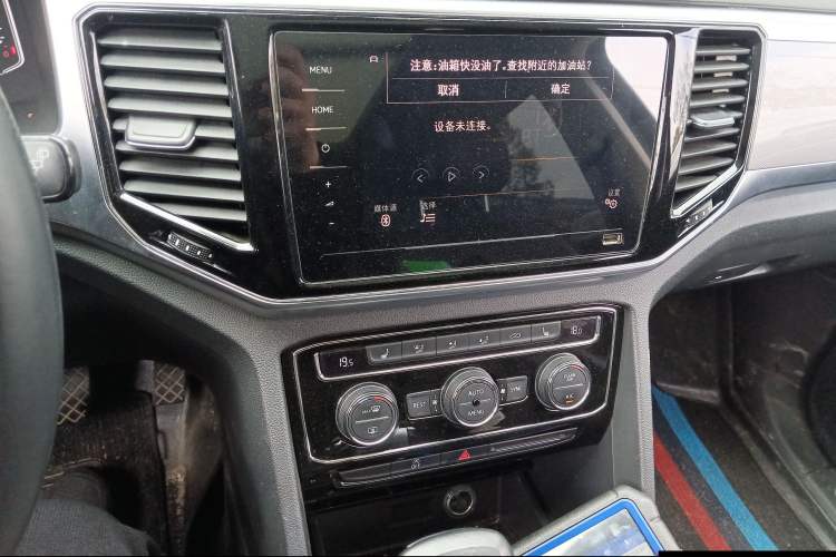 Used Volkswagen Teramont 2020 Revised Version 380TSI Four-Wheel Drive Luxury Edition Audio And AC Panel