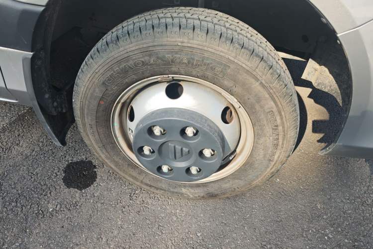 Used Foton Toano 2021 2.8T Manual Tongtu Extended-Wheelbase Ultra-High Roof 5/6/7-Seater F2.8 NS6B177L