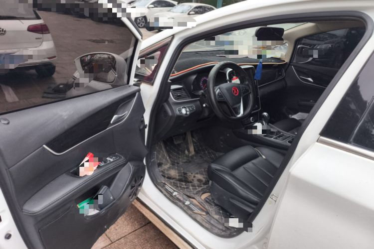 Used BYD Song MAX 2018 1.5T Automatic Smart Connect Elite Model with 6 Seats
