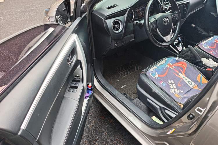 Used Toyota Corolla 2018 Dual-Engine 1.8L E-CVT Smart Edition