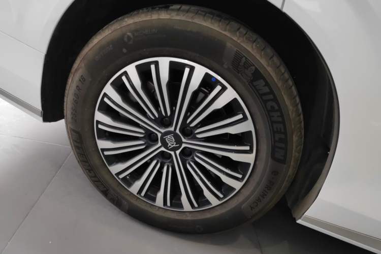 Used BYD Xia 2025 DM-i 1.5T 180km Beyond Edition
