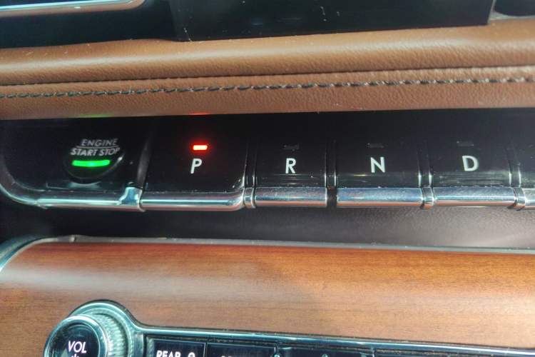 Used Lincoln Aviator 2020 3.0T V6 Four-Wheel Drive Zunya Edition Gear Lever