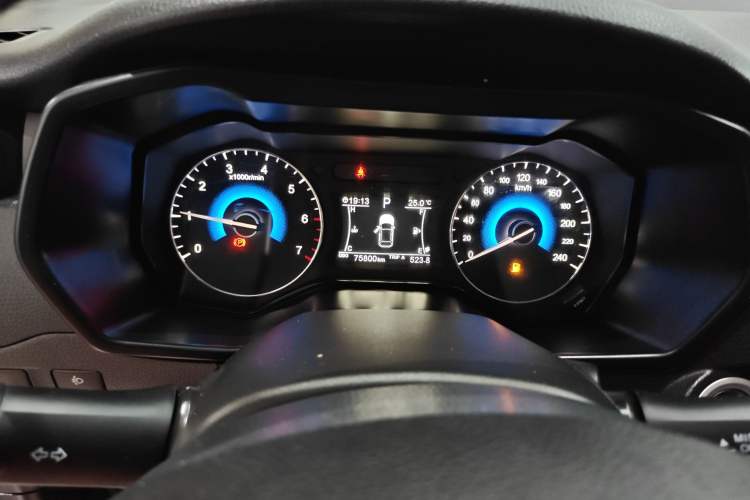 Used Dongfeng Fengon 580 2017 1.5T CVT Luxury Model
