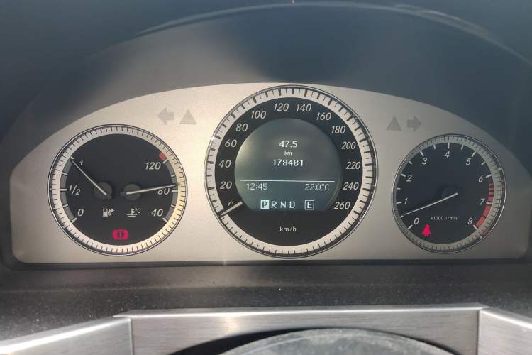 Used Mercedes-Benz GLK-Class 2011 GLK 300 4MATIC Fashion Model