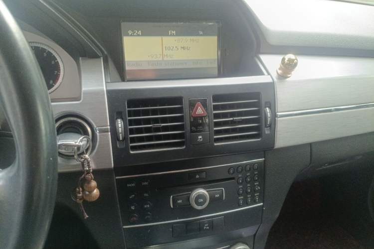 Used Mercedes-Benz GLK-Class 2011 GLK 300 4MATIC Fashion Model