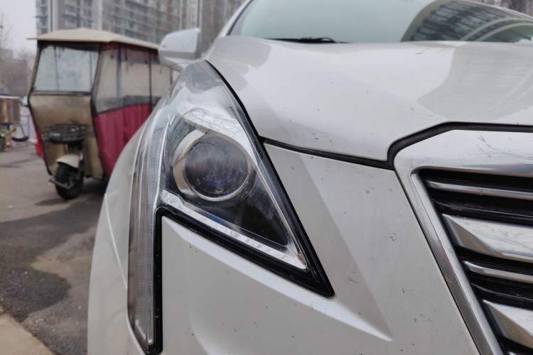 Used Cadillac XT5 2018 25T Luxury Model
