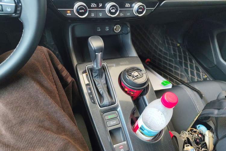 Used Honda Civic 2025 240TURBO CVT SmartFun Pro
